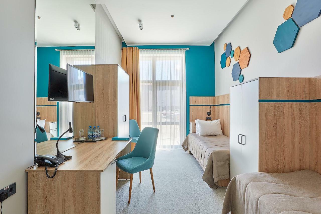 Aqua-Minsk Hotel Plus Εξωτερικό φωτογραφία