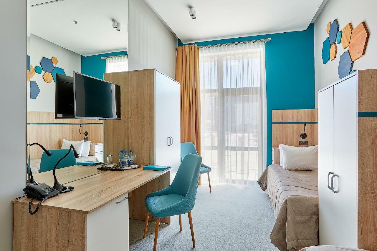 Aqua-Minsk Hotel Plus Εξωτερικό φωτογραφία
